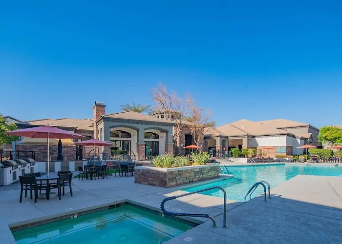 Amiable 2bd King Bed With Pool, Hot Tub, Gym, Parking Apartment *
