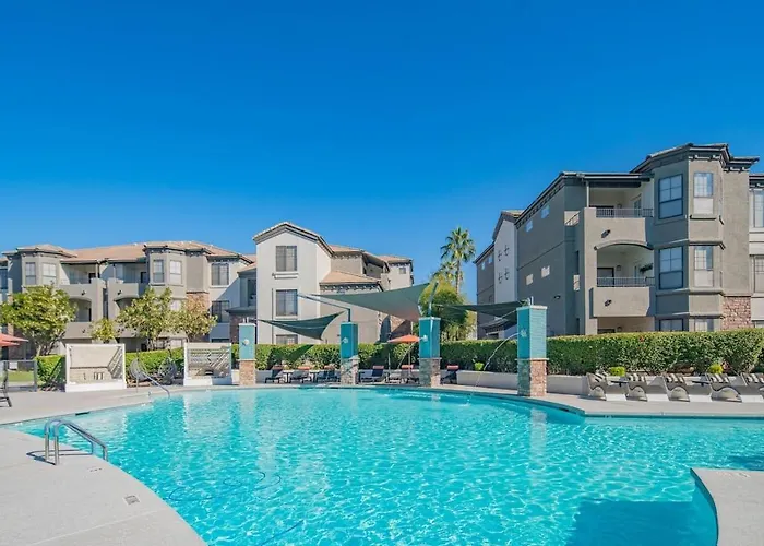 Amiable 2bd King Bed With Pool, Hot Tub, Gym, Parking Apartment