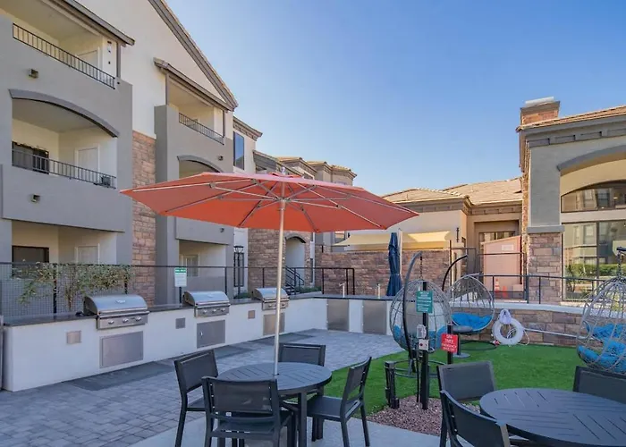Apartment Amiable 2bd King Bed With Pool, Hot Tub, Gym, Parking Glendale